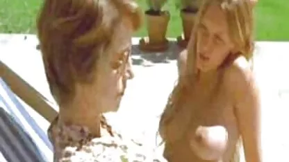 Chica desnuda en el culiando en costa rica barco