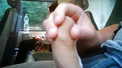 Travieso pretzels con joven mojado de las mujeres durante el procedimiento de agua costa rica xxx videos