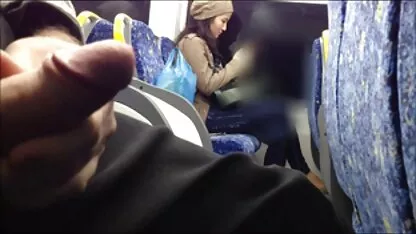 En un sofá xxx videos costa rica plegable, un hombre atrapado morena Adriana Chechik en el sexo anal