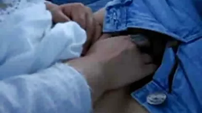 Hermosa chica extiende videos de sexo casero en costa rica sus piernas