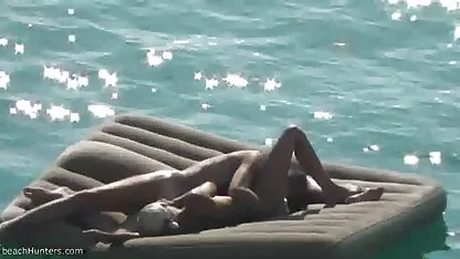 MILF en vestidos sexy en videos xxx en costa rica medias es follada por su novio